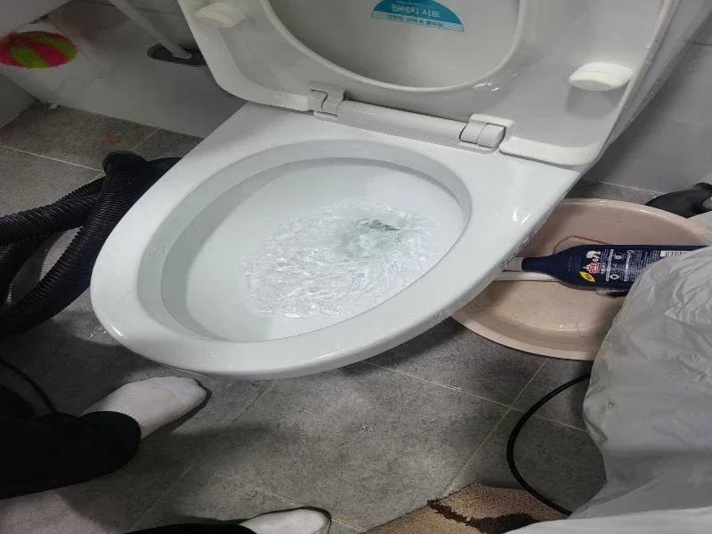 다산 변기막힘 작업사례 3